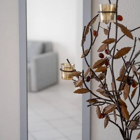 N&j 1 Apartment *